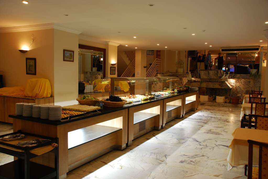 דידים Tuntas Beach Hotel Altinkum מסעדה תמונה